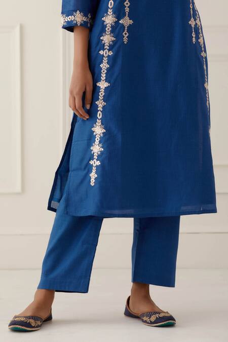 Shop_Kamaltaas_Blue Chanderi Silk, Lining Mulmul Pittan Floral Embroidered Kurta And Pant Set _Online_at_Aza_Fashions