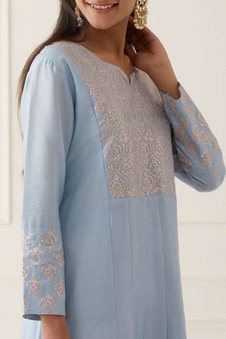 Kamaltaas_Blue Chanderi Silk, Lining Mulmul Pittan Work Embroidered Anarkali And Pant Set _Online_at_Aza_Fashions