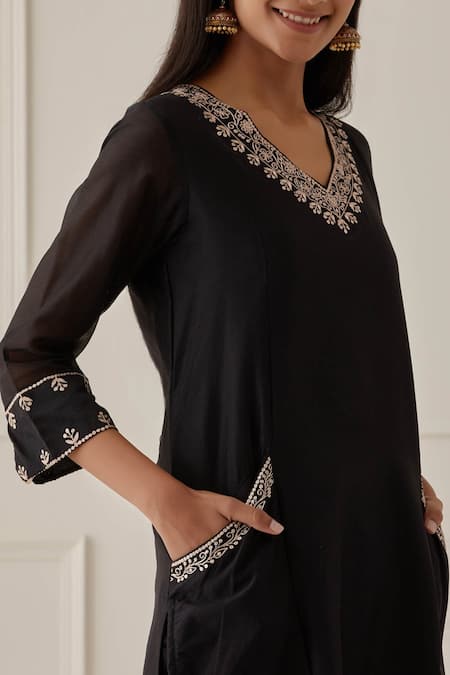 Buy_Kamaltaas_Black Chanderi Silk, Lining Mulmul Gota, Pittan Straight Kurta And Pant Set_Online_at_Aza_Fashions