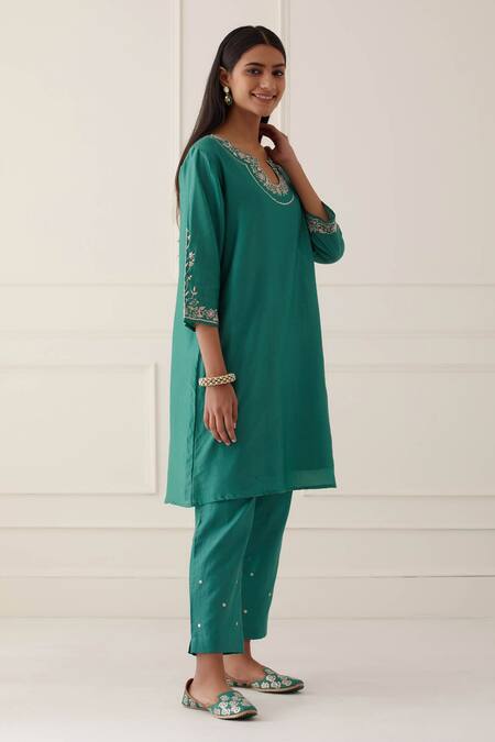 Shop_Kamaltaas_Green Chanderi Silk, Lining Mulmul Gota, Pittan Embroidered Kurta And Pant Set _Online_at_Aza_Fashions