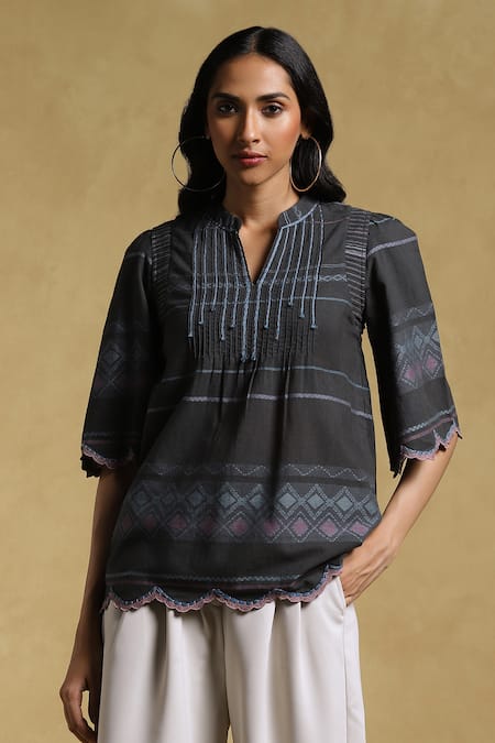 Ritu Kumar_Black Yarn Dyed Cotton-blue Chevron Geometric Mandarin Pattern Short Kurta_Online_at_Aza_Fashions