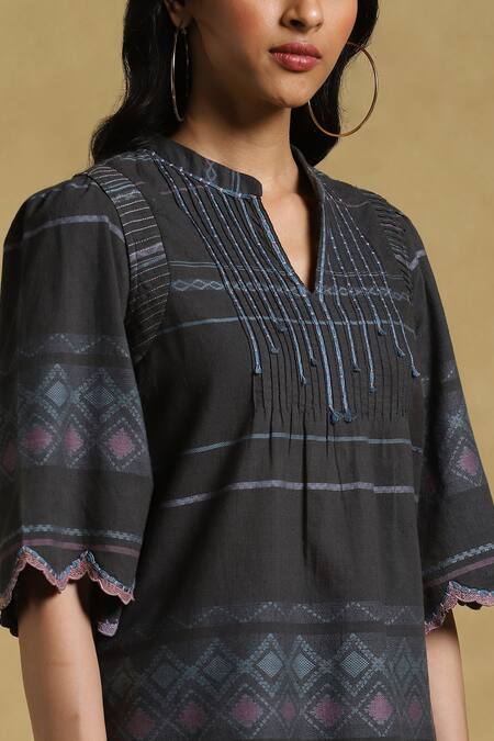 Ritu Kumar_Black Yarn Dyed Cotton-blue Chevron Geometric Mandarin Pattern Short Kurta_at_Aza_Fashions