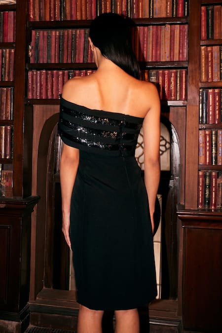 Buy Kangana Trehan Black Crepe Sequins Asymmetric Panelled One Shoulder Dress Online at Aza Fashions Buy_Kangana Trehan_Black Crepe Sequins Asymmetric Panelled One Shoulder Dress _Online_at_Aza_Fashions