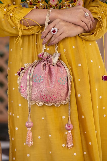 Amyra Pink Pearls, Lace Kashi Banarasi Potli Bag Online at Aza Fashions Amyra_Pink Pearls, Lace Kashi Banarasi Potli Bag _Online_at_Aza_Fashions