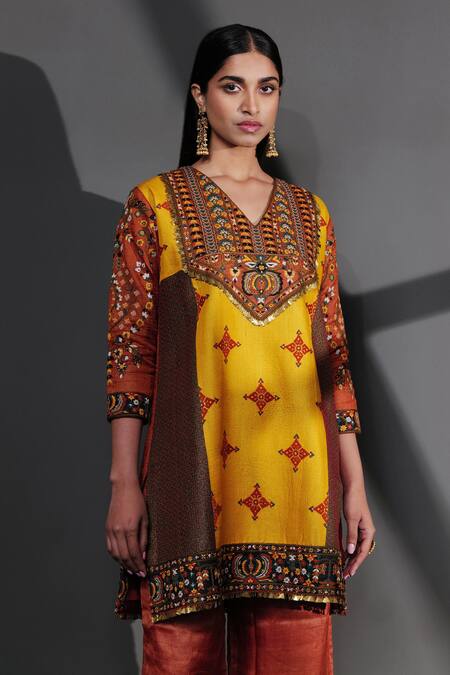 Taisha Multi Color Tussar, Silk Sequins, Tassels Thread Work Kurta And Straight Pant Set Online at Aza Fashions Taisha_Multi Color Tussar, Silk Sequins, Tassels Thread Work Kurta And Straight Pant Set _Online_at_Aza_Fashions