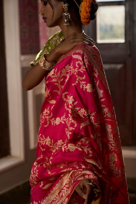 Kasturi Kundal Fuchsia Pure Silk Floral Motifs Jaal Manjari Saree Online at Aza Fashions Kasturi Kundal_Fuchsia Pure Silk Floral Motifs Jaal Manjari Saree _Online_at_Aza_Fashions