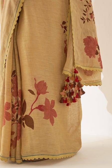 Shop Kasturi Kundal Brown Linen Embroidery Round Pushpa Pure Handloom Saree With Unstitched Blouse Online at Aza Fashions Shop_Kasturi Kundal_Brown Linen Embroidery Round Pushpa Pure Handloom Saree With Unstitched Blouse _Online_at_Aza_Fashions