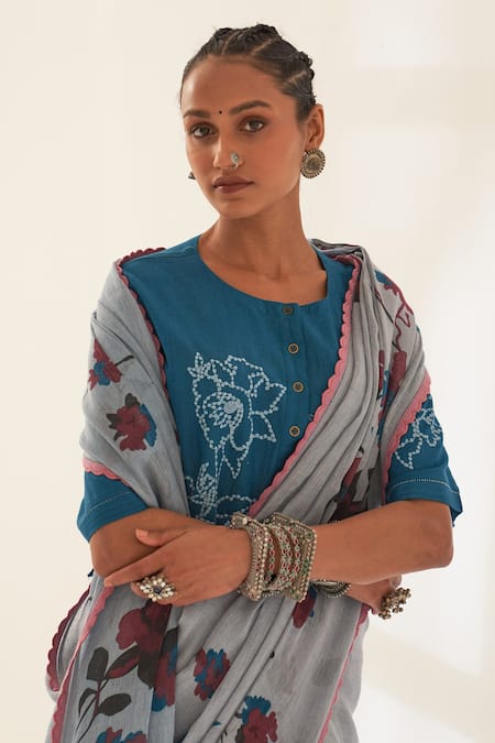 Shop_Kasturi Kundal_Blue Linen Round Neck Mahua Pure Handloom Saree With Unstitched Blouse _Online_at_Aza_Fashions