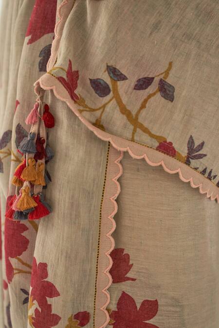 Buy Kasturi Kundal Green Linen Tassels Buta Pure Handloom Saree With Unstitched Blouse Online at Aza Fashions Buy_Kasturi Kundal_Green Linen Tassels Buta Pure Handloom Saree With Unstitched Blouse _Online_at_Aza_Fashions