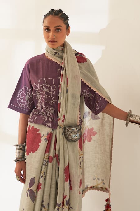 Shop Kasturi Kundal Green Linen Tassels Buta Pure Handloom Saree With Unstitched Blouse Online at Aza Fashions Shop_Kasturi Kundal_Green Linen Tassels Buta Pure Handloom Saree With Unstitched Blouse _Online_at_Aza_Fashions