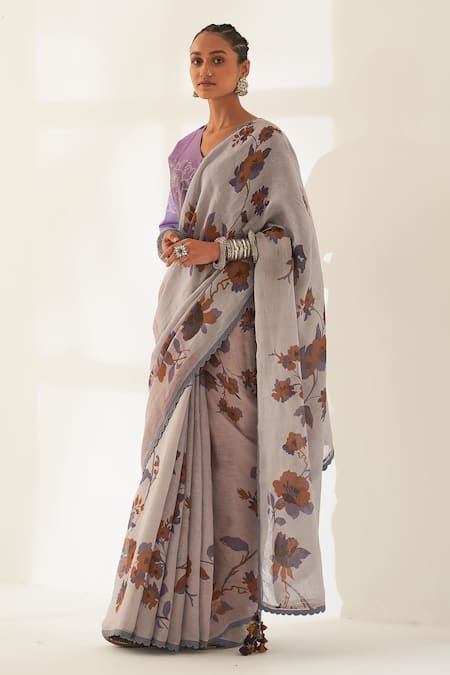 Kasturi Kundal_Purple Linen Embroidery V-neck Jamun Pure Handloom Saree With Unstitched Blouse _Online_at_Aza_Fashions
