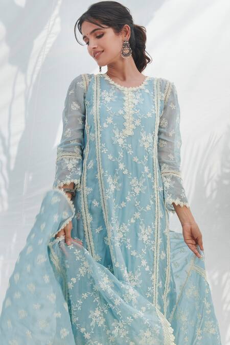 Buy_Mulmul_Blue 100% Pure Mulmul Embroidered Floral Round Keri Kurta With Pant _Online_at_Aza_Fashions
