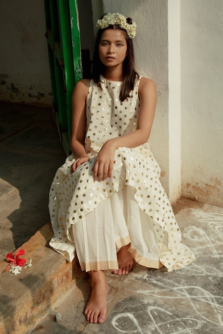 Buy_Label Earthen_Ivory Mangalgiri Foil Print And Kurta & Pleated Palazzo Set _Online_at_Aza_Fashions