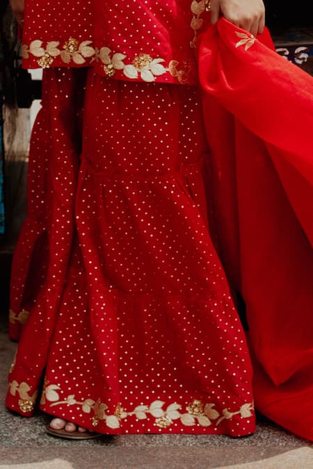 Shop Label Earthen Red Handloom , Maheshwari, Sequins, Foil Print Kurta Sharara Set Online at Aza Fashions Shop_Label Earthen_Red Handloom , Maheshwari, Sequins, Foil Print Kurta Sharara Set _Online_at_Aza_Fashions