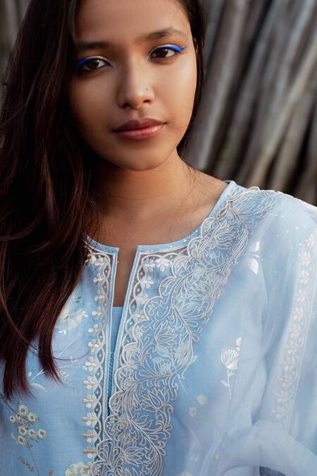 Label Earthen Blue Cotton Foil Printing, Embroidery, Lace Round Neck Kurta Pant Set Online at Aza Fashions Label Earthen_Blue Cotton Foil Printing, Embroidery, Lace Round Neck Kurta Pant Set _Online_at_Aza_Fashions