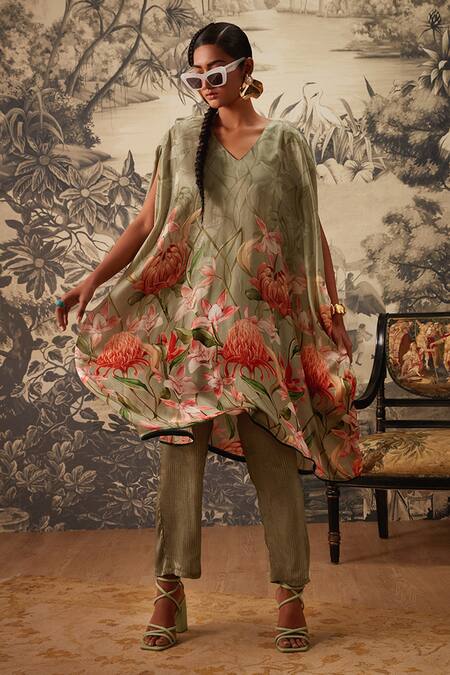 Kalista Green Viscose, Satin V-neck Daisey Botanical Print Kaftan And Pant Set Online at Aza Fashions Kalista_Green Viscose, Satin V-neck Daisey Botanical Print Kaftan And Pant Set _Online_at_Aza_Fashions