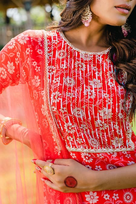 Redpine Designs_Red Viscose, Georgette, Net Embroidery Round Floral Print Kurta And Sharara Set _at_Aza_Fashions