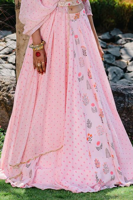 Redpine Designs Pink Viscose, Georgette, Crepe And Floral Print Lehenga Set With Belt Online at Aza Fashions Redpine Designs_Pink Viscose, Georgette, Crepe And Floral Print Lehenga Set With Belt _Online_at_Aza_Fashions