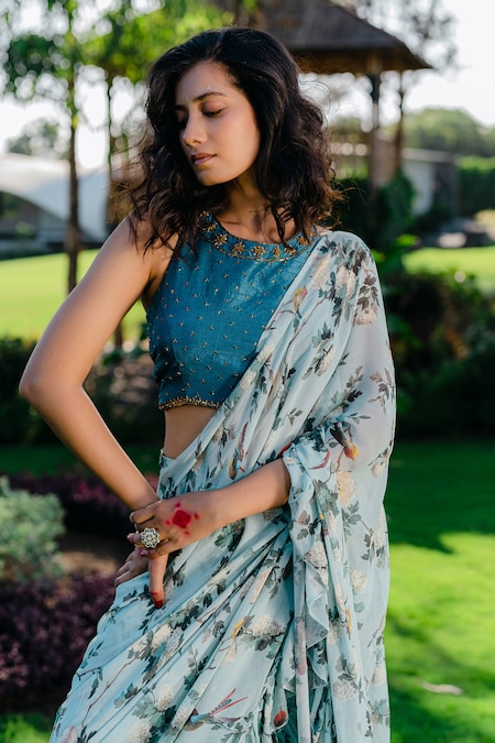 Buy Blue Print Vintage Floral Halter Neck Pre-draped Saree With Blouse For  Women by Redpine Designs Online at Aza Fashions.