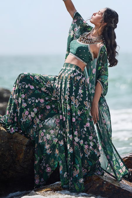 Shop Lashkaraa Green Georgette Zari, Sequins Scoop Neck, Open Floral Embroidered Kurta Set Online at Aza Fashions Shop_Lashkaraa_Green Georgette Zari, Sequins Scoop Neck, Open Floral Embroidered Kurta Set_Online_at_Aza_Fashions