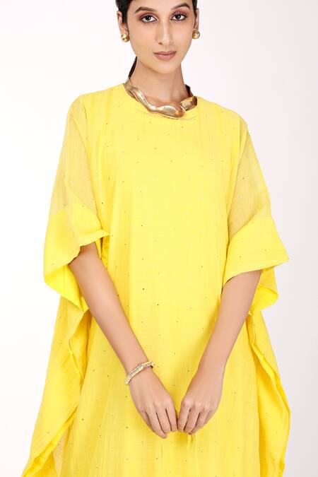 Buy_Komal Shah_Yellow Inner  Butter Crepe, Kaftan  Chanderi Badla, Mukaish Round Embroidered _Online_at_Aza_Fashions