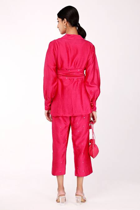 Buy_Komal Shah_Pink Inner And Lining  Butter Crepe, Top & Pant  Chanderi Badla, Mukaish V Set_Online_at_Aza_Fashions