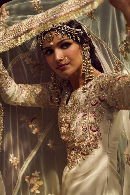 Lashkaraa_Green Satin Sequins, Stones, Zari, Embroidery, Tassels Split Kurta Palazzo Set_Online_at_Aza_Fashions