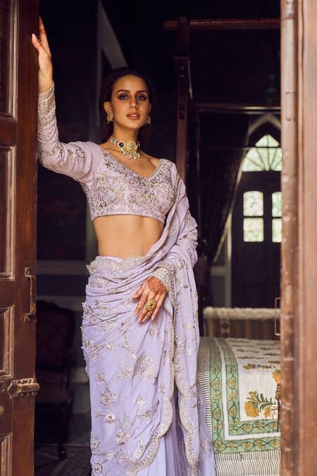 Buy_Lashkaraa_Purple Georgette Sequins, Zari, Embroidery V-neck Pre-draped Saree With Blouse _Online_at_Aza_Fashions