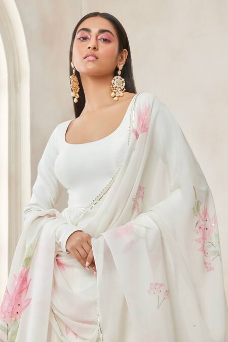 Lashkaraa_White Plain Kalidar Pishwas Kurta Set _Online_at_Aza_Fashions