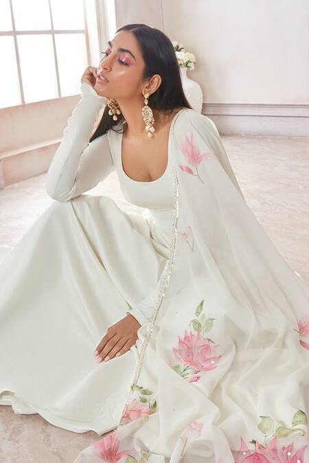 Shop_Lashkaraa_White Plain Kalidar Pishwas Kurta Set _Online_at_Aza_Fashions