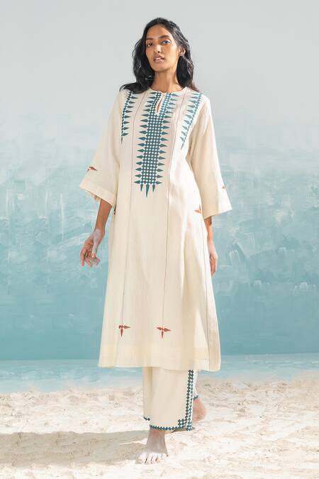Buy_Ikai By Ragini Ahuja_Ivory Cotton, Silk, Chanderi Round Neck Nile Tribal Applique Kurta_Online_at_Aza_Fashions