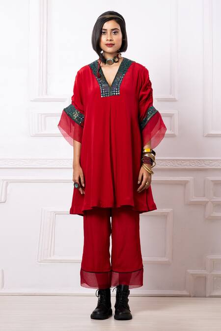 Megha Garg_Red Artificial Crepe Placement Embellishment Sequin V Neck Kurta With Pant _Online_at_Aza_Fashions