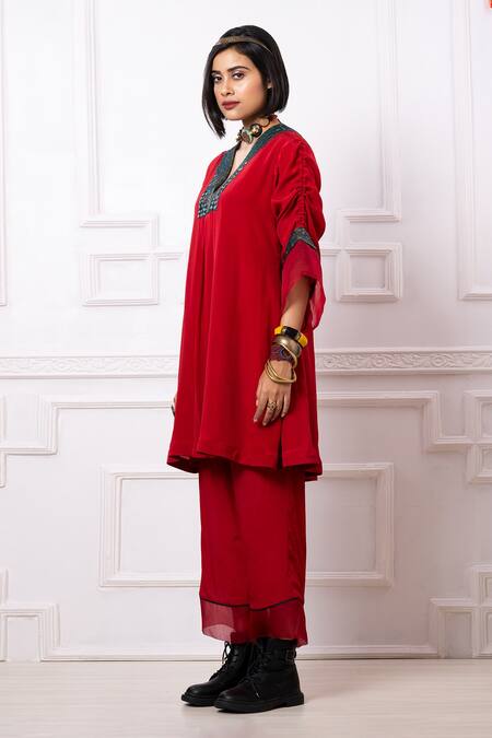 Megha Garg_Red Artificial Crepe Placement Embellishment Sequin V Neck Kurta With Pant _at_Aza_Fashions