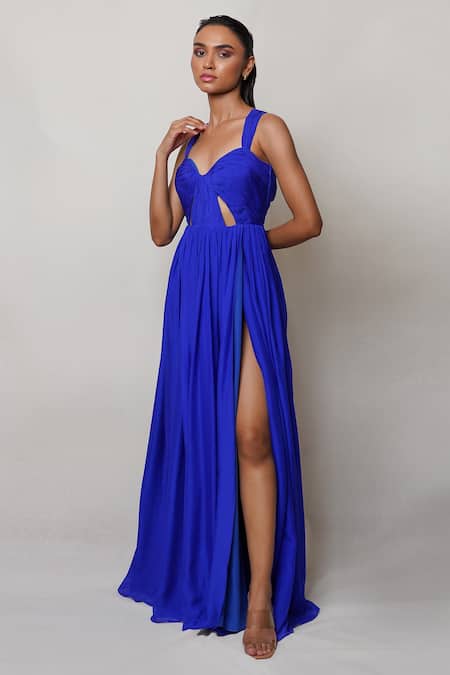 Pinup By Astha Blue Pure Flat Chiffon Lining Butter Crepe Sweetheart Neckline Front Slit Gown Online at Aza Fashions Pinup By Astha_Blue Pure Flat Chiffon Lining Butter Crepe Sweetheart Neckline Front Slit Gown _Online_at_Aza_Fashions