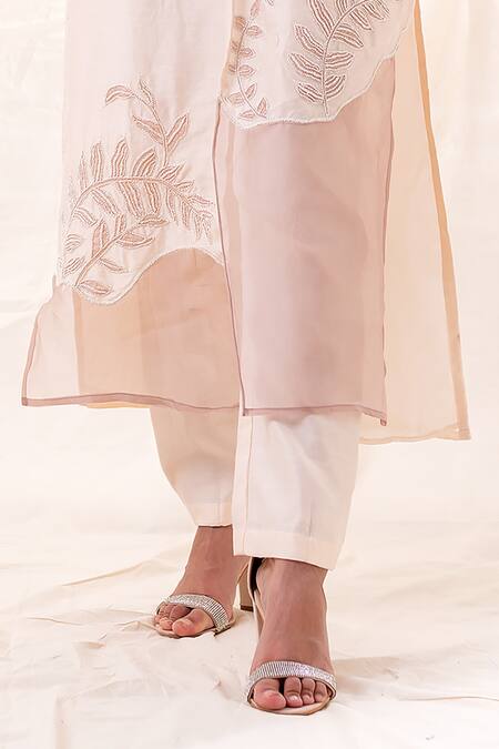 Shop PIRI INDIA Ivory Chanderi, Organza Embroidery V-neck Kurta And Straight Pant Set Online at Aza Fashions Shop_PIRI INDIA_Ivory Chanderi, Organza Embroidery V-neck Kurta And Straight Pant Set _Online_at_Aza_Fashions