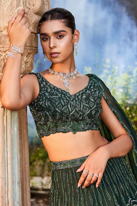 Mehak Murpana Green Net, Dupatta Organza, Lining Floral Embroidered Bridal Lehenga Set Online at Aza Fashions Mehak Murpana_Green Net, Dupatta Organza, Lining Floral Embroidered Bridal Lehenga Set_Online_at_Aza_Fashions