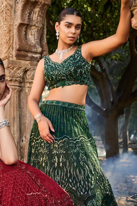 Mehak Murpana Green Net, Dupatta Organza, Lining Floral Embroidered Bridal Lehenga Set at Aza Fashions Mehak Murpana_Green Net, Dupatta Organza, Lining Floral Embroidered Bridal Lehenga Set_at_Aza_Fashions