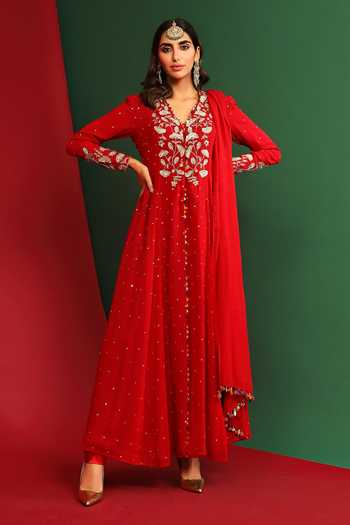 Mahima Mahajan_Red Georgette, Cotton Satin Lycra And Shantoon Reya Floral Embroidered Kurta Set_Online_at_Aza_Fashions