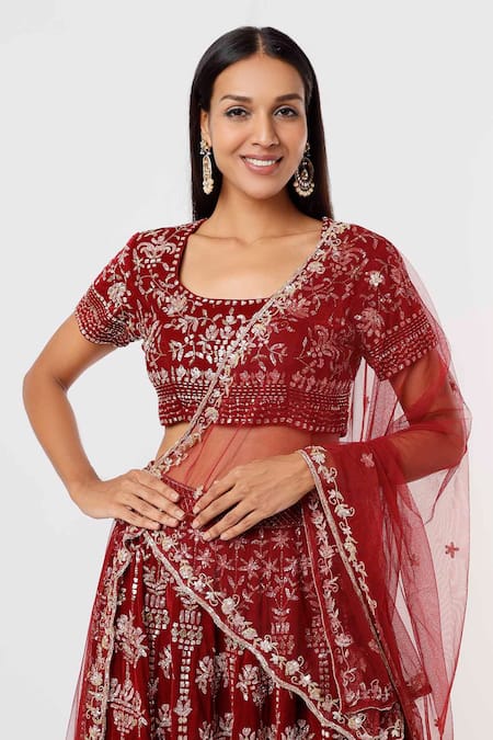 Mehak Murpana Red Velvet Embroidery Square Neck Floral Bridal Lehenga Set Online at Aza Fashions Mehak Murpana_Red Velvet Embroidery Square Neck Floral Bridal Lehenga Set _Online_at_Aza_Fashions