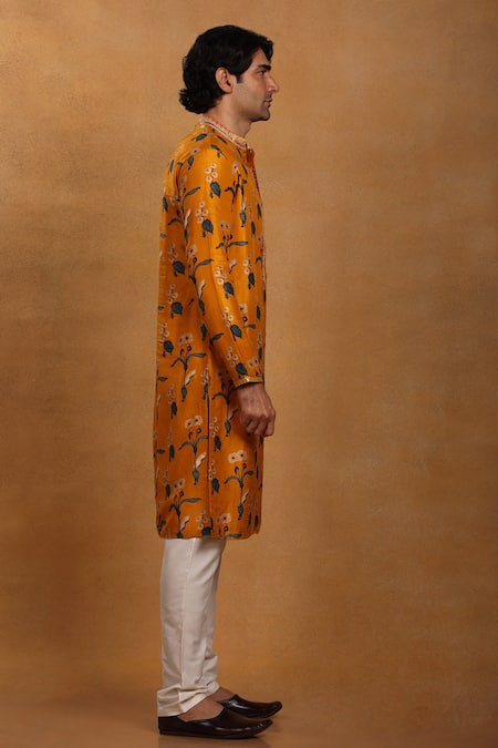 Buy_Masaba_Yellow Silk Embroidery Spring Blossom Kurta _Online_at_Aza_Fashions