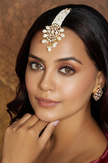 Joules By Radhika_White Kundan And Polki Embellished Maangtikka _Online_at_Aza_Fashions