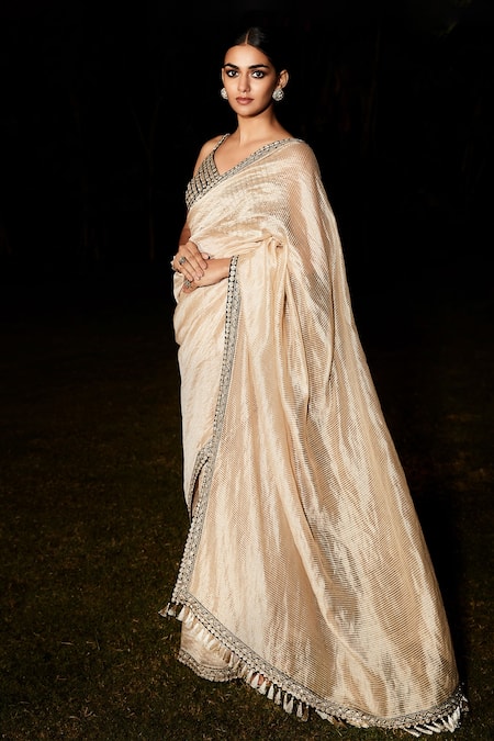Buy_Matsya_Beige Silk, Tissue Zari, Embroidery V-neck The Timeless Aurum Saree With Blouse _Online_at_Aza_Fashions