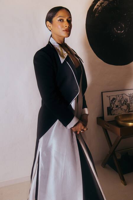 Masaba_Black Bustier - Delicate Lace And Lehenga - Raw Salt & Pepper Rani Core Set_Online_at_Aza_Fashions