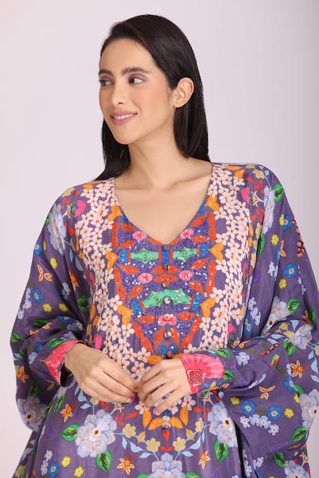 Alpona Designs By Soham Acharya_Purple Natural Crepe Floral V Neck Print Dress _Online_at_Aza_Fashions