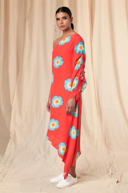 Buy_Masaba_Red Crepe One Shoulder Crazy Daizy Print Kaftan Dress _Online_at_Aza_Fashions