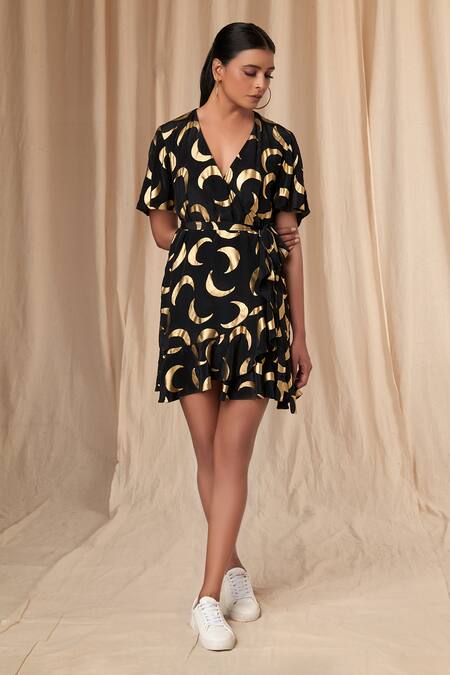 Buy_Masaba_Black Crepe V-neck Mooncrest Foil Print Short Wrap Dress_Online_at_Aza_Fashions