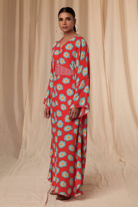 Buy_Masaba_Red Crepe Embroidery V-neck Crazy Daisy Kaftan Dress With Belt _Online_at_Aza_Fashions