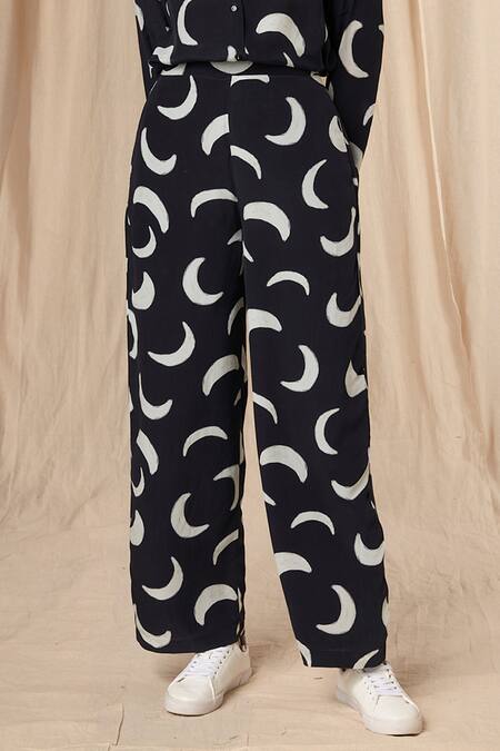 Masaba_Black Natural Crepe Printed Mooncrest Collar Shirt And Trouser Set _Online_at_Aza_Fashions