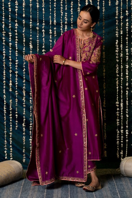Maison Shefali Purple Chanderi Silk, Modal Embroidery, Zari Split V-neck Ratti Hand Kurta Set Online at Aza Fashions Maison Shefali_Purple Chanderi Silk, Modal Embroidery, Zari Split V-neck Ratti Hand Kurta Set _Online_at_Aza_Fashions