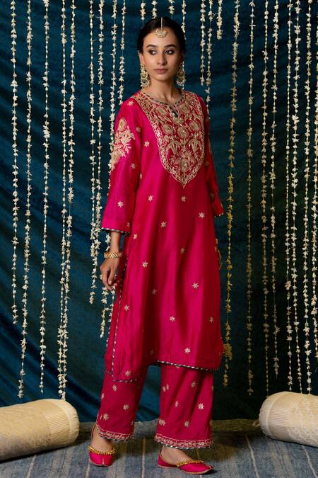 Shop_Maison Shefali_Pink Chanderi Silk, Modal Embroidery, Zari Gulaab Floral Zardozi Kurta Set _Online_at_Aza_Fashions